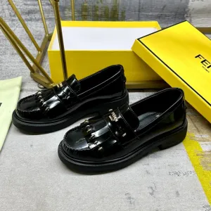 BAGUETTE CALFSKIN HARDWARE Great discounts BLACK FENDI WITH Express shipping IN GOLD LOAFERS FENDI
