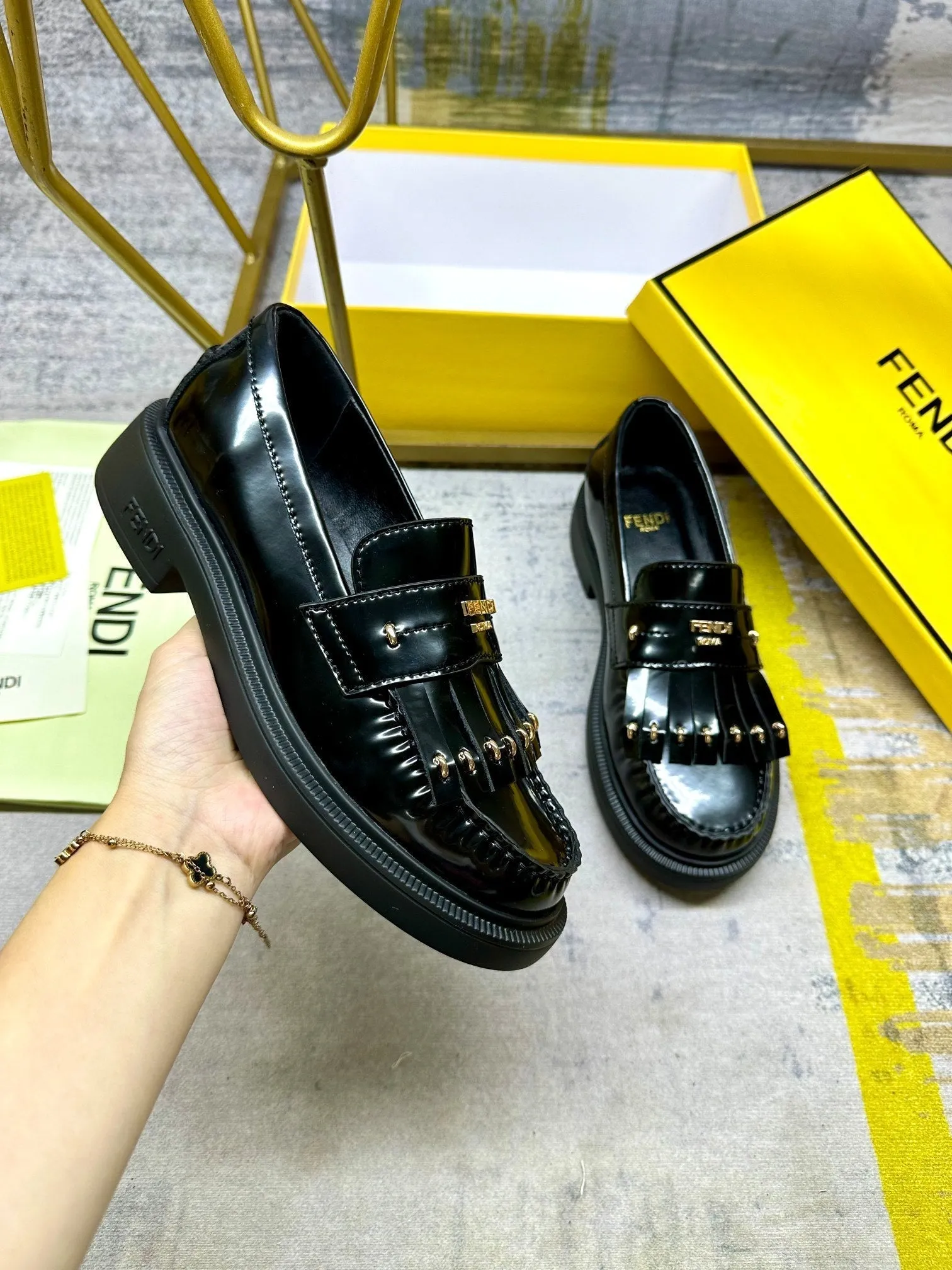 BAGUETTE CALFSKIN HARDWARE Great discounts BLACK FENDI WITH Express shipping IN GOLD LOAFERS FENDI