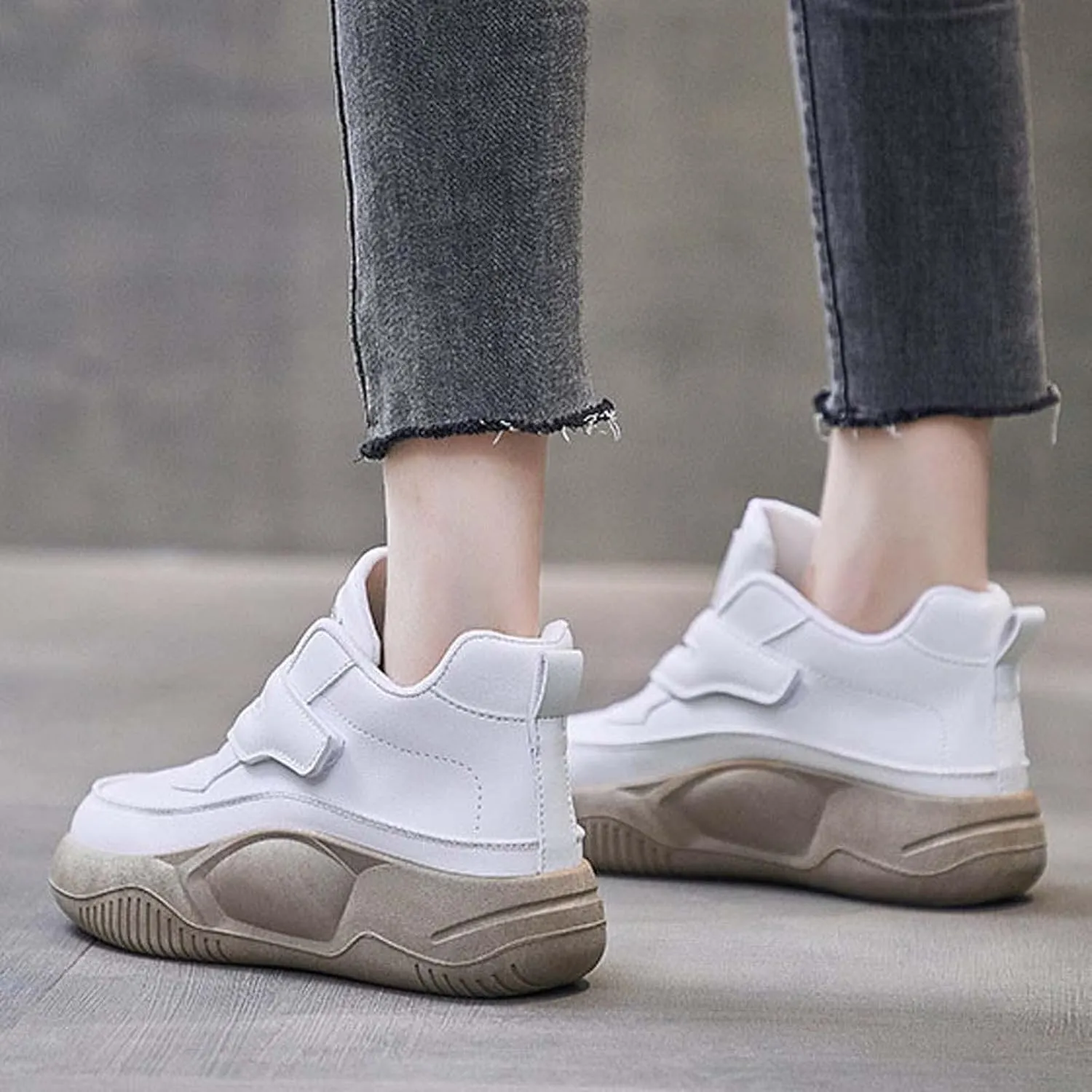 Black Sneakers for Women Fashion Platform Hiking Shoes Round Toe Lace Up Outdoor Running Sneaker Casual Footwear