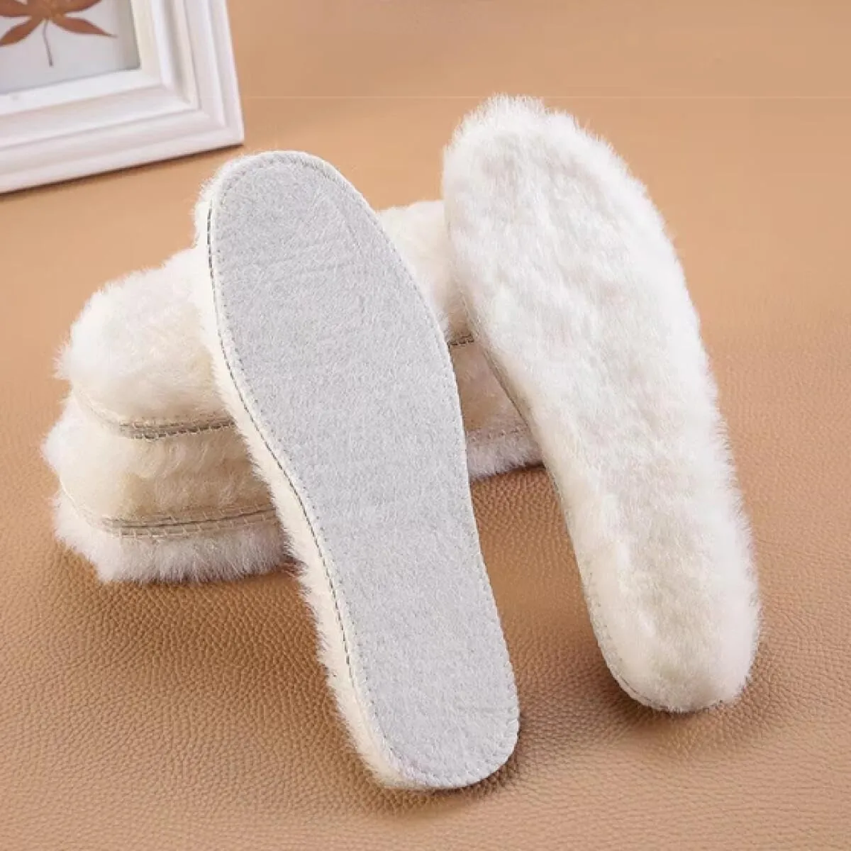 (Chose your Size by leave message,Size 38 will be default Size)Sheepskin Fleece Insoles Men Women Winter Thick Cashmere Thermal Real Wool Insoles for Shoes Inner Soles for Snow Boots,8 Pair