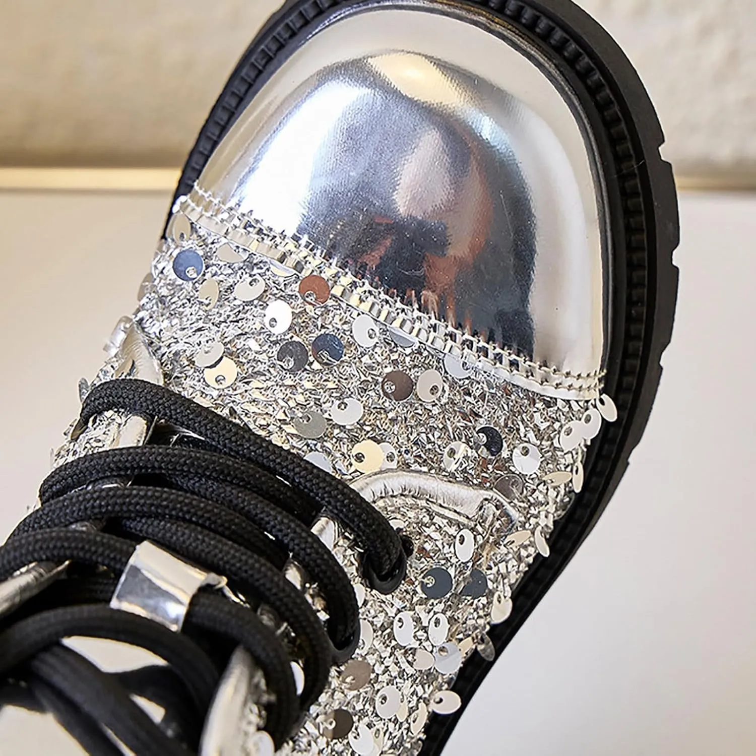 Girls Ankle Boots Kids Fashion Sequined Short Booties Casual Lace Up Platform Combat Boots Soft Sole Walking Shoes