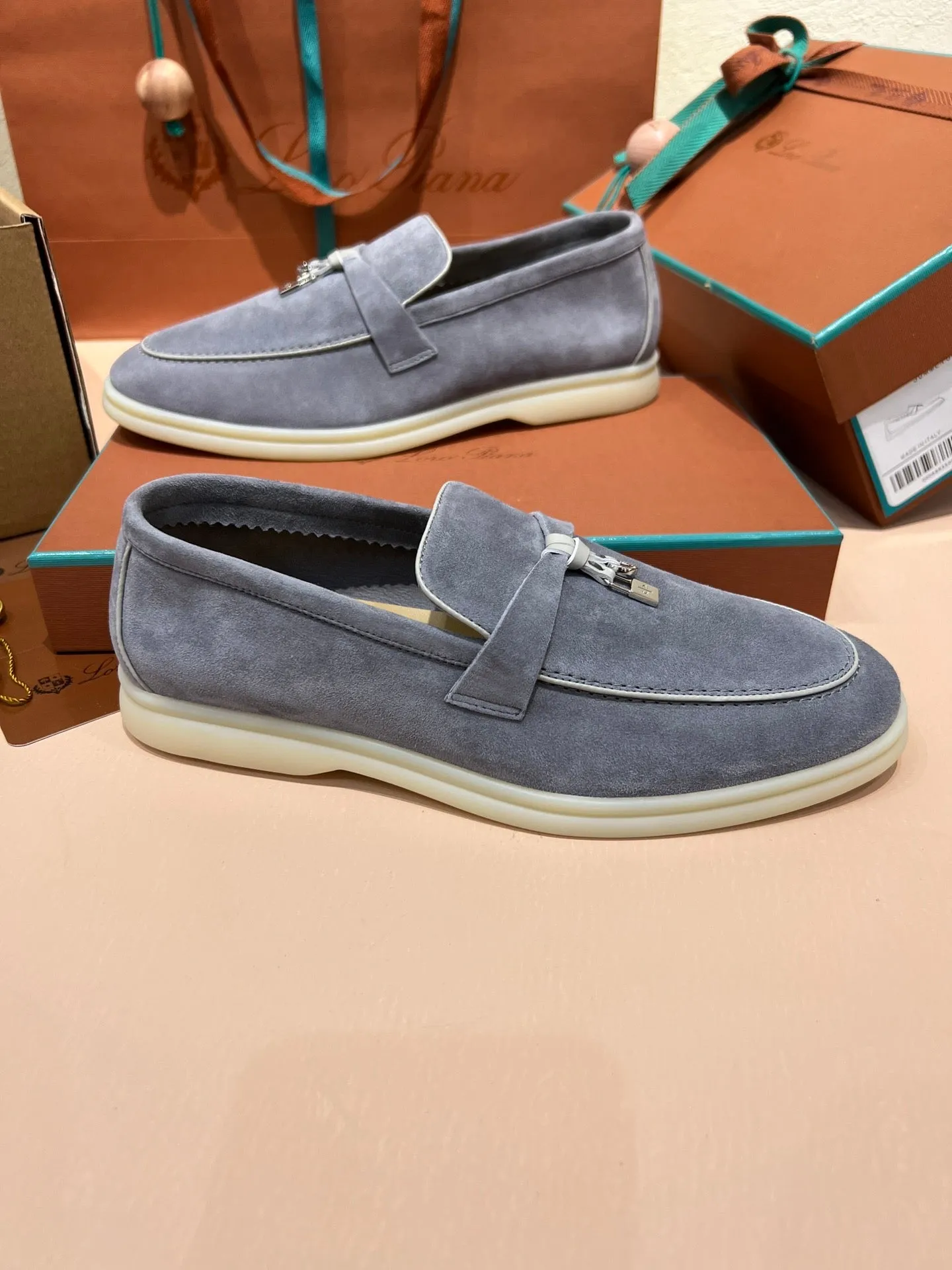 lp summer charm walk loafer rock grey beige suede