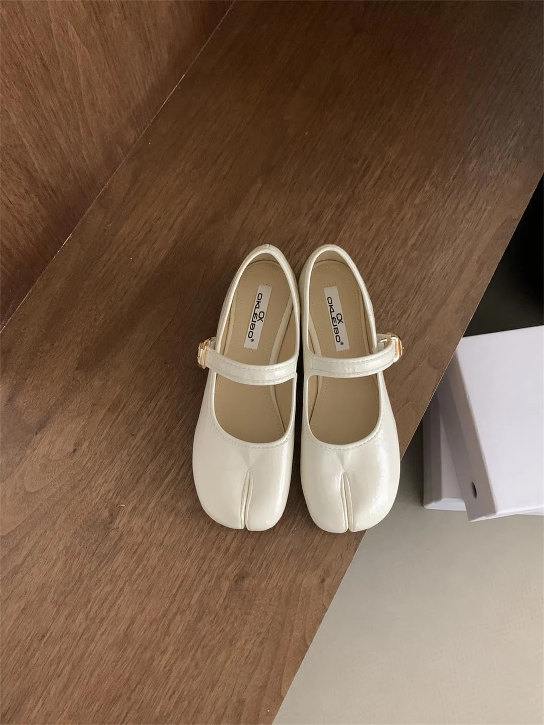 Tabi Shoes Split Toe Mary Janes Sandals Kitten Heels Slip On Breathable Soft Emo Alternative Cute Y2K Kawaii Fashion Trendy Pumps Beach Cruise Spring Summer Fall Outdoors