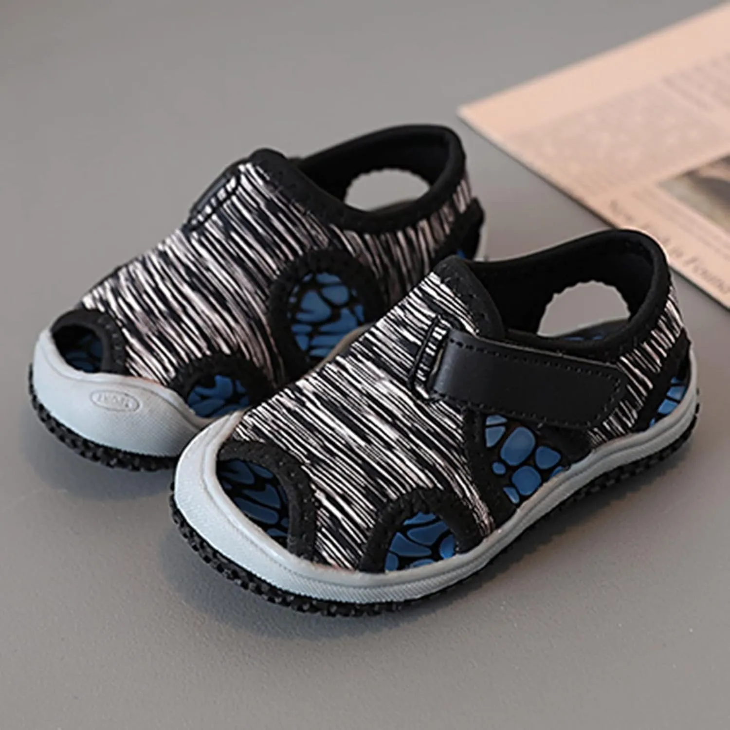 Toddler Boys Girls Sandals Soft Sole Close Toe Sport Beach Sandals Non-Slip Sole Stripe Beach Shoes Summer Walking Shoes