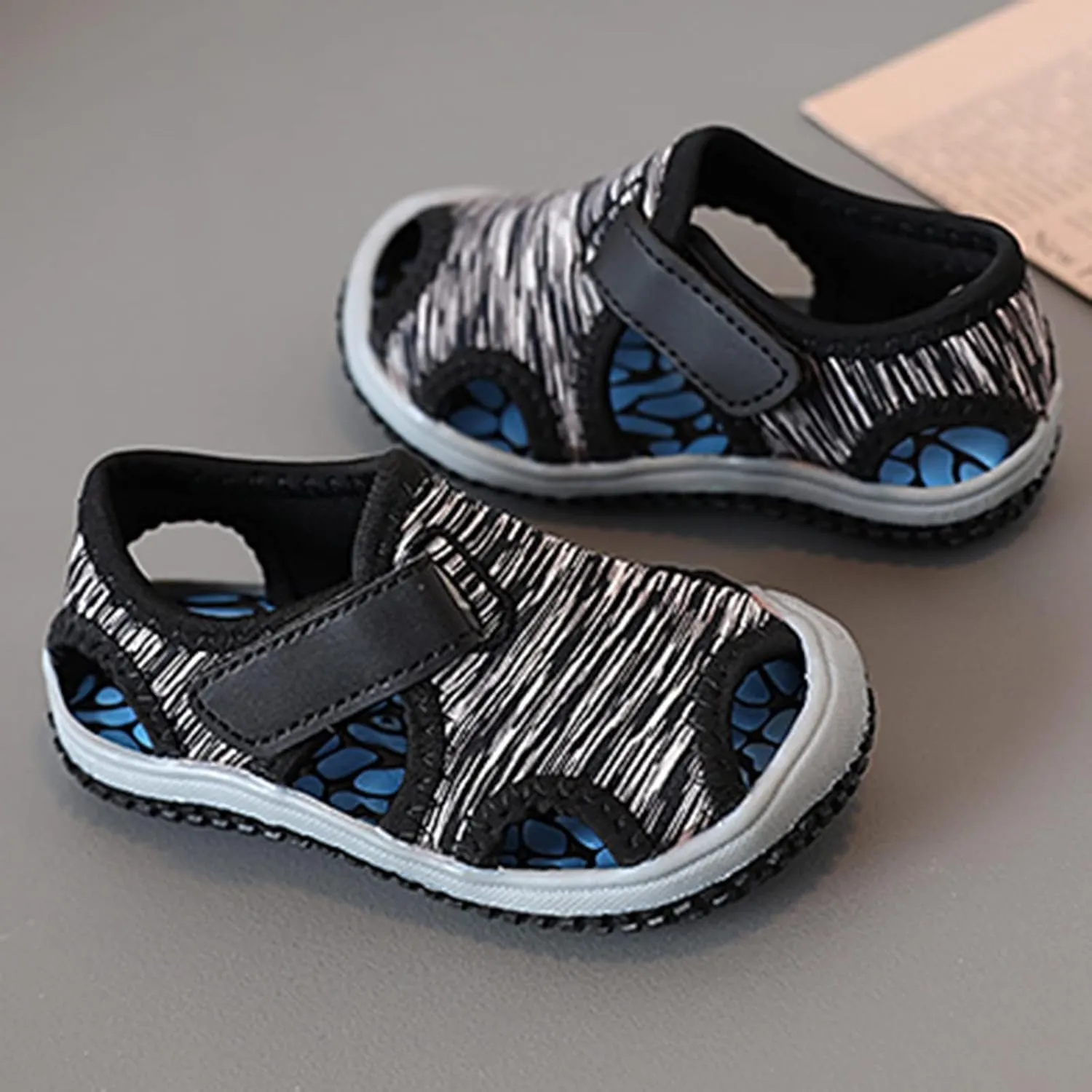 Toddler Boys Girls Sandals Soft Sole Close Toe Sport Beach Sandals Non-Slip Sole Stripe Beach Shoes Summer Walking Shoes