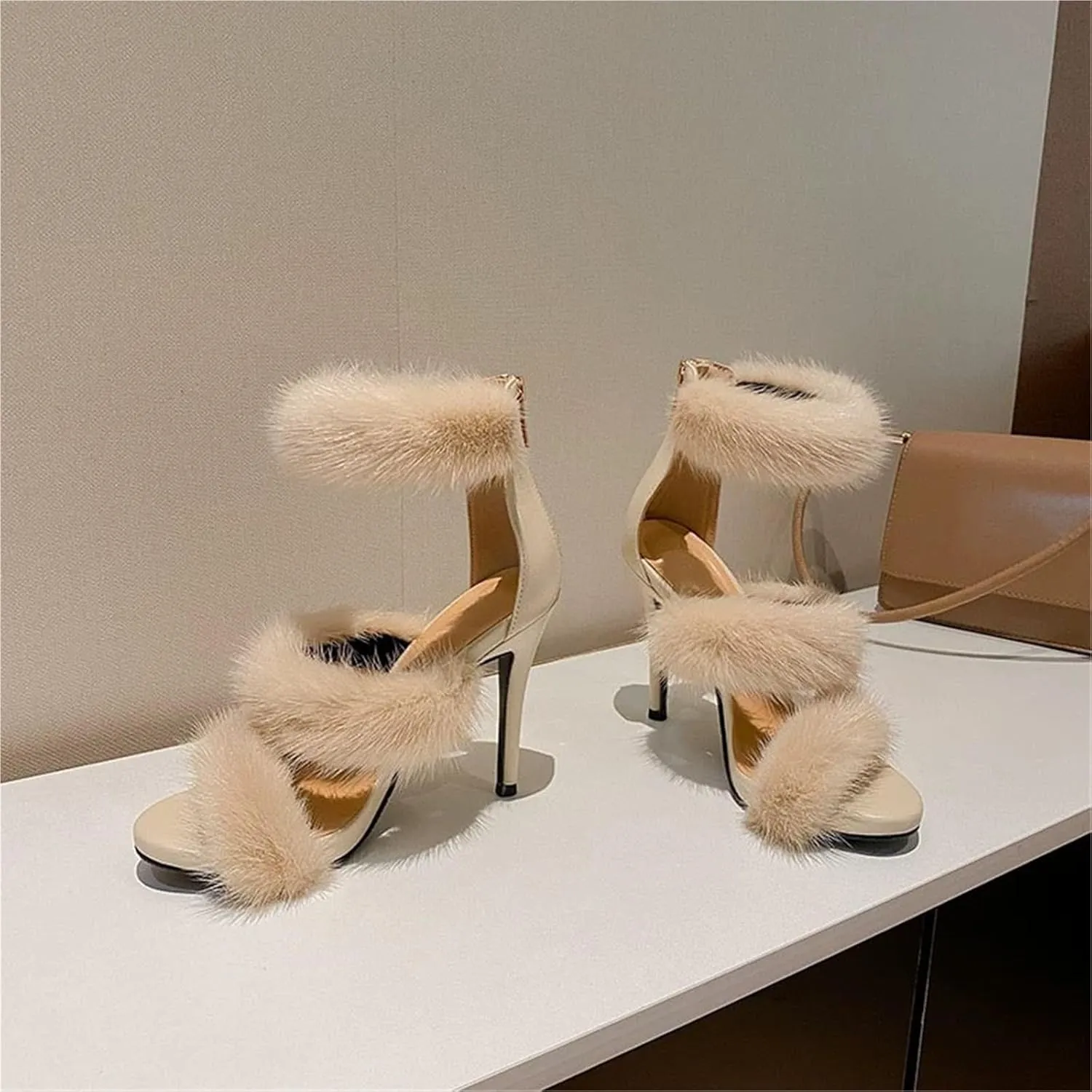 Women's Feather Stiletto Heels Open Toe Fluffy High Heel Sandals Wedding Party Dance Evening Shoes