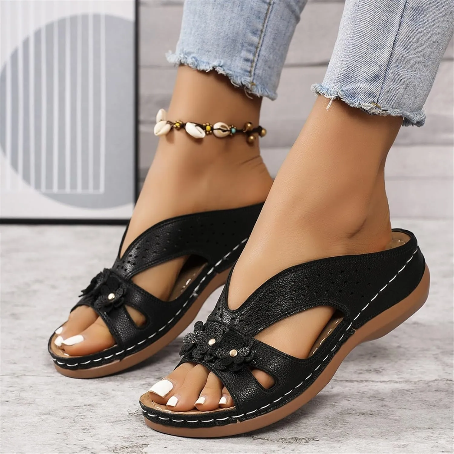 Women's Wide Width Sandals for Beach Walking Summer Fancy Flower Slippers with Arch Support Flat Slides